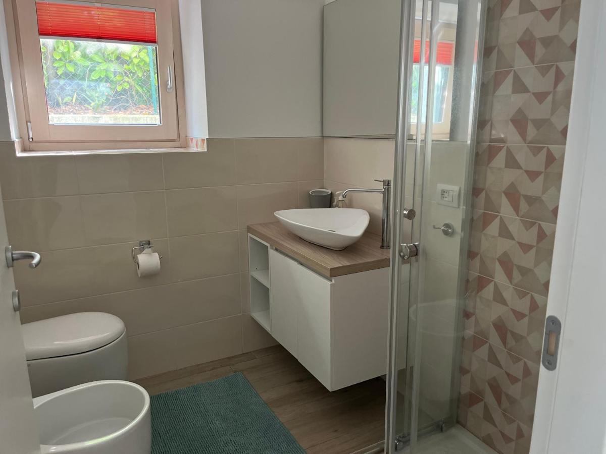 Lido 3 Pool, 30M From The Lake, Pet Friendly Como Lake Colico Exterior photo